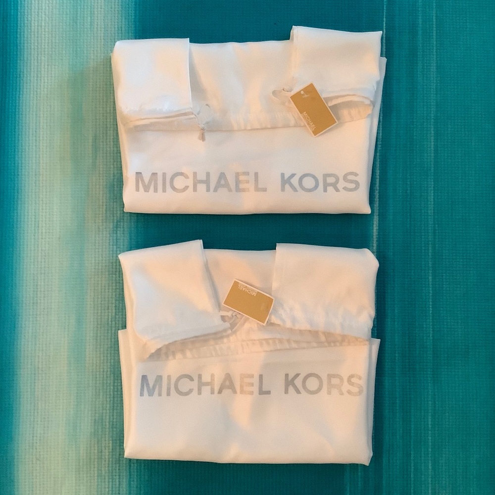 Michael Kors dust bag🎈🎈